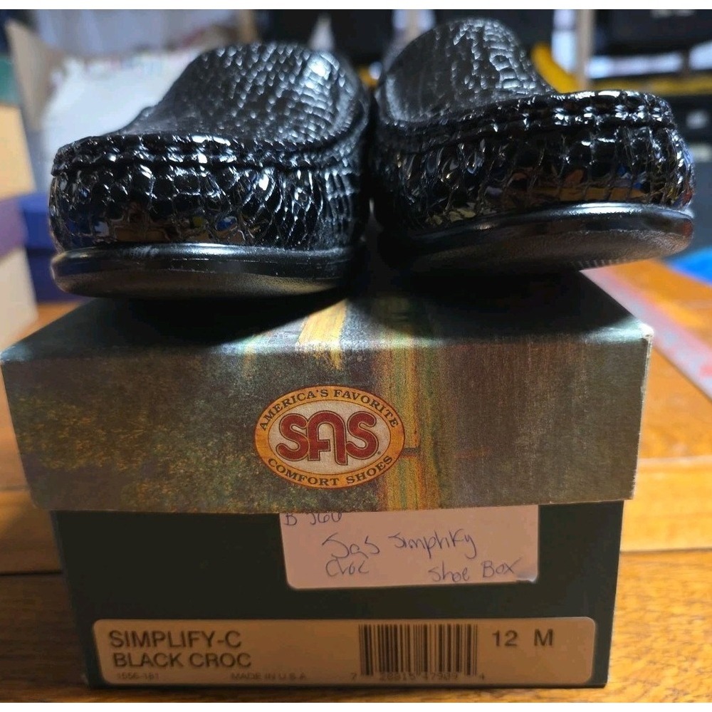 SAS Simplify Black Croc tripad comfort foot bed Women's Shoes size 12M New